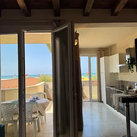 公寓 Terrazza Fronte Mare - Centro
